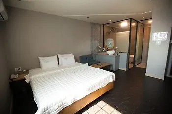 Songdo Pinehill Hotel Busan 2*,  South Korea